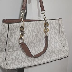 MICHAEL Michael Kors White and Brown Signature Shoulder Bag